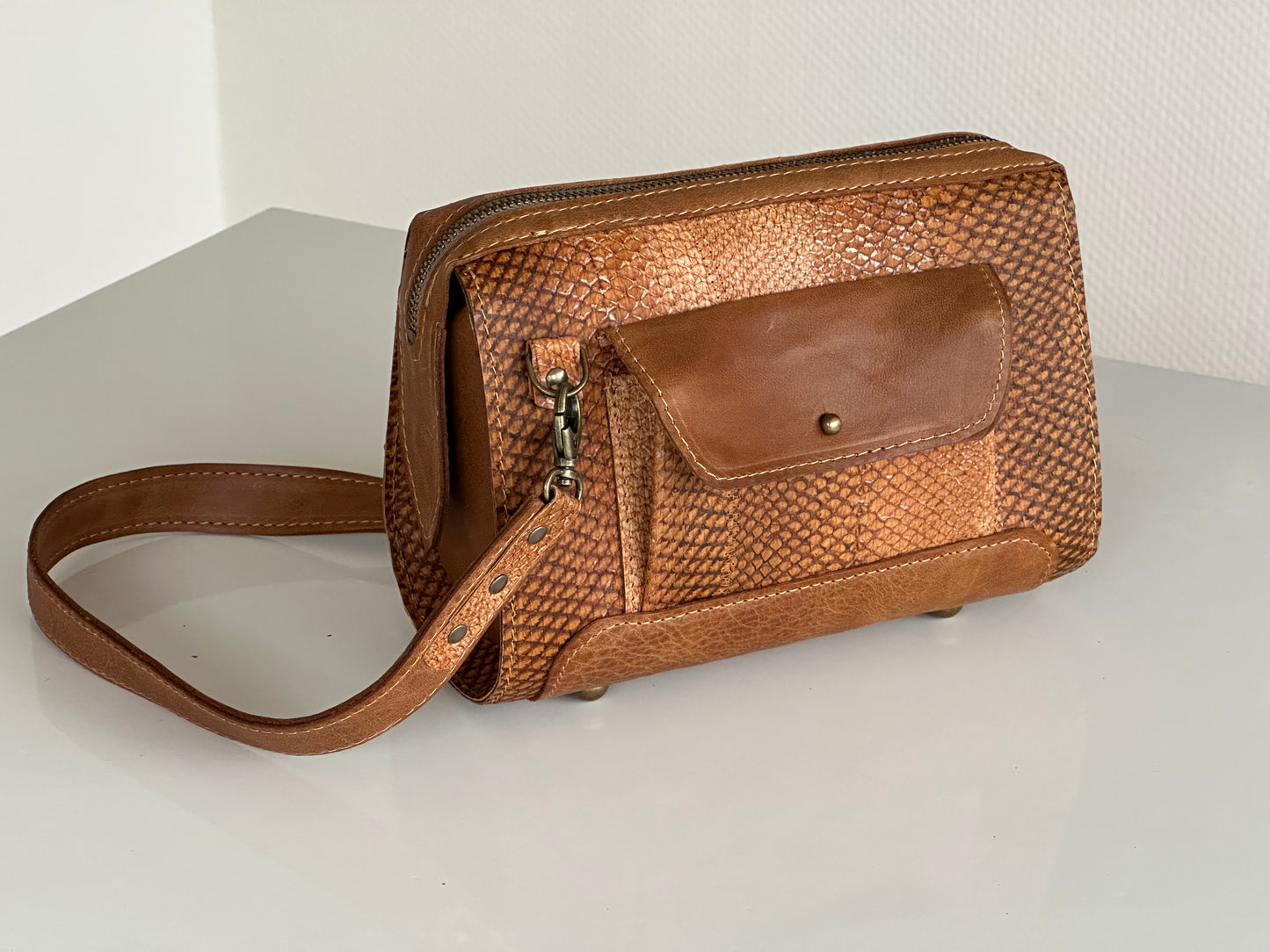 Bruine visleren tas