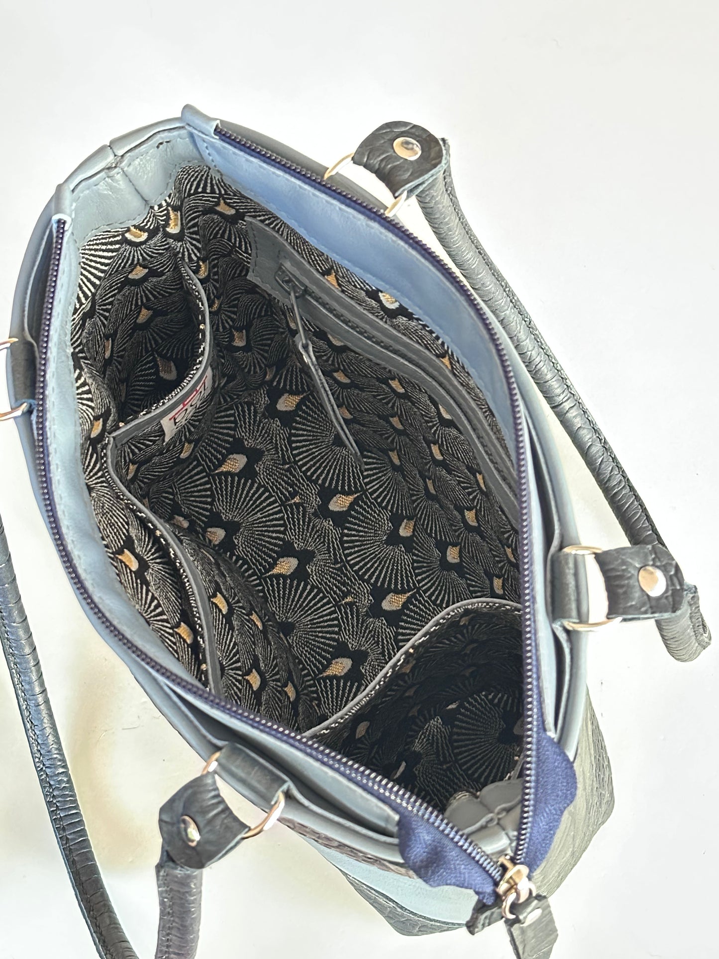 Renka – Grey Blue Atelier Shoulder Bag (1/1)