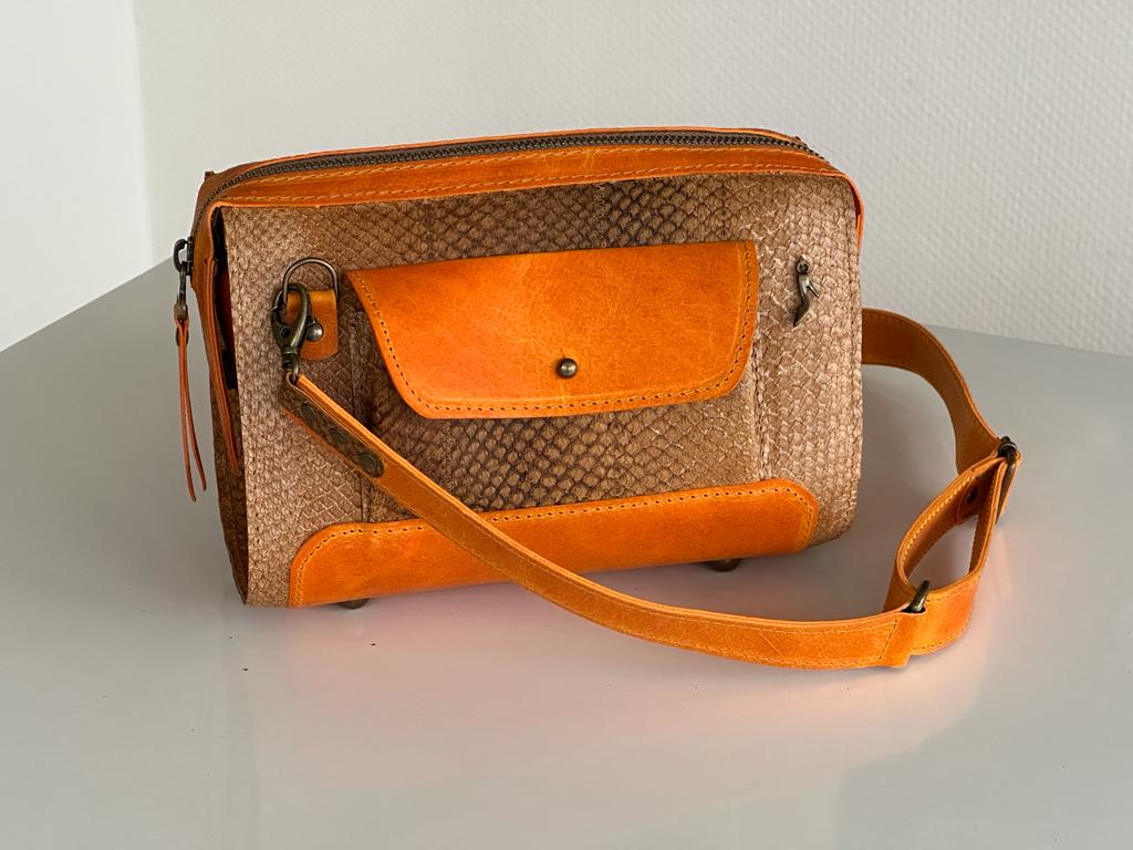 Oranje combi visleer tasje