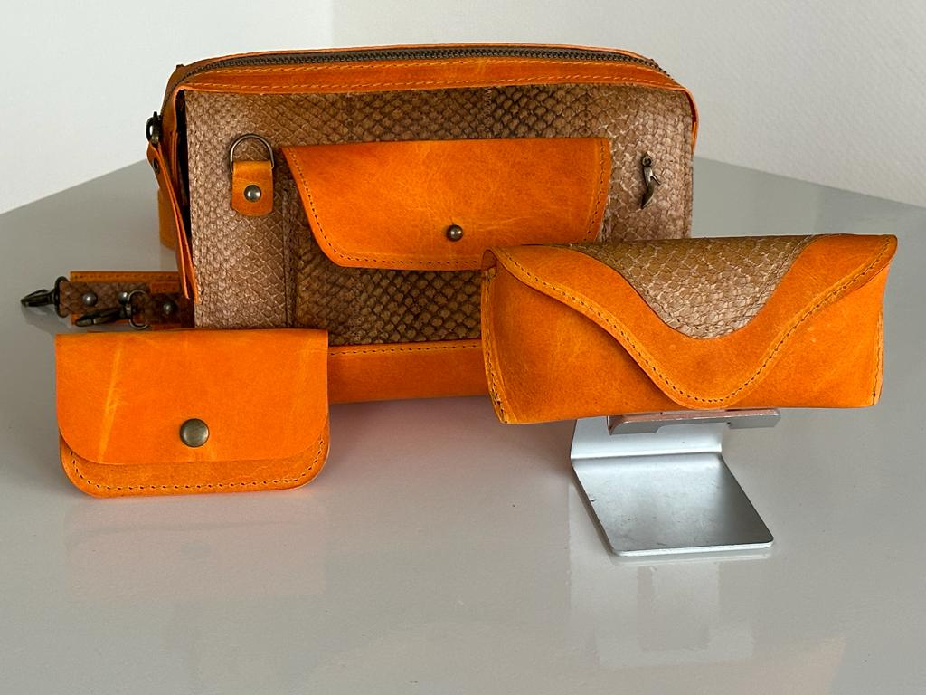 Oranje combi visleer tasje