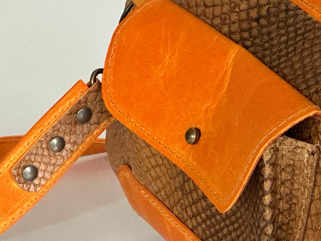 Oranje combi visleer tasje