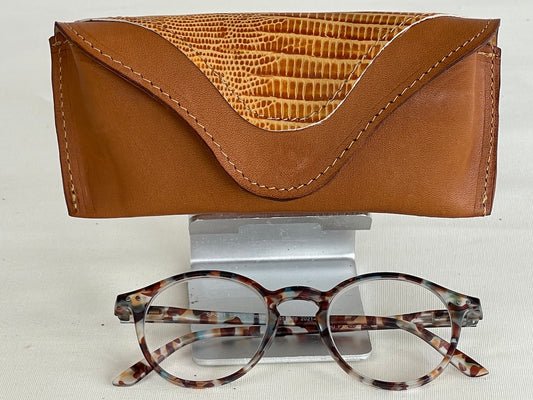 bruine brillenkoker met geitenleer accent