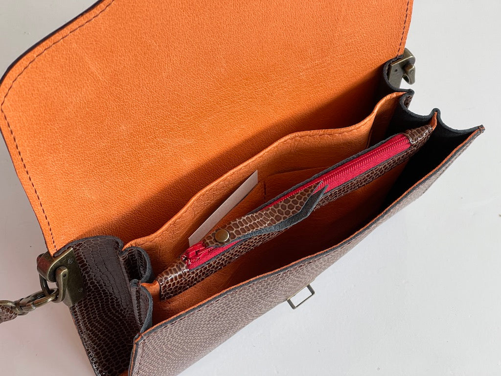 Super glossy geitenleren baggy