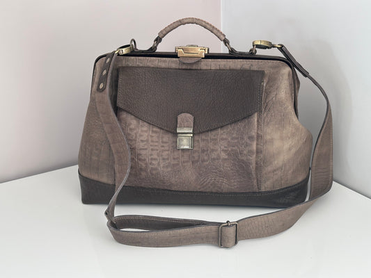 Sandra – Classic Doctor Bag (1/1)