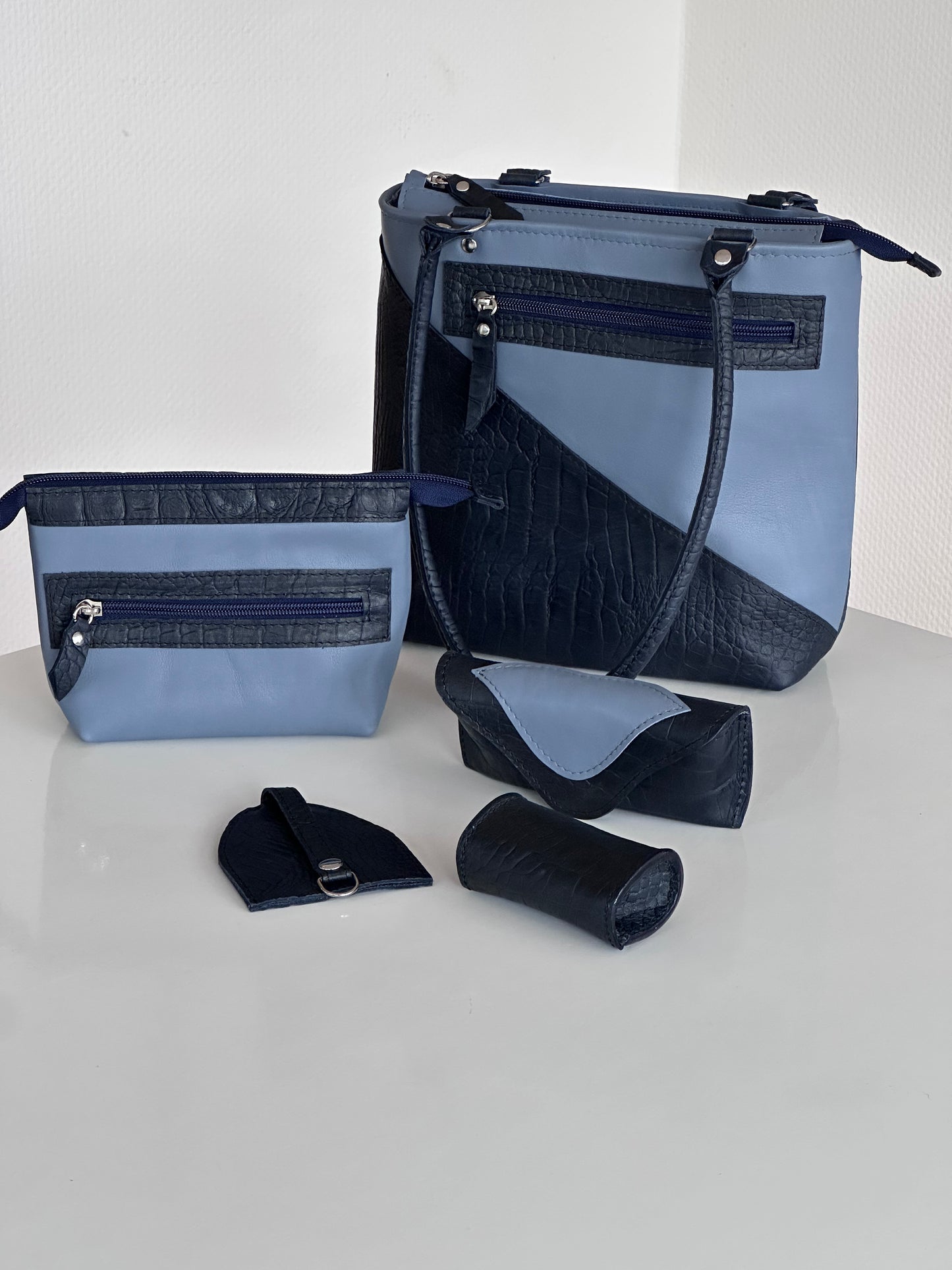 Renka – Grey Blue Atelier Shoulder Bag (1/1)